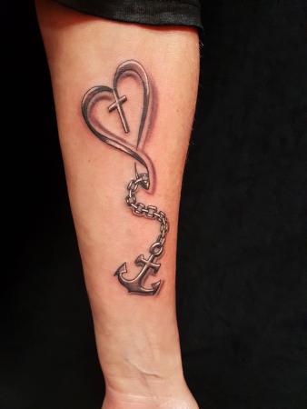 hoop geloof en liefde tattoo