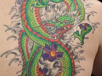 tattoo  draak kleur