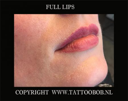 FULL LIPS TATTOO 10-7.jpg