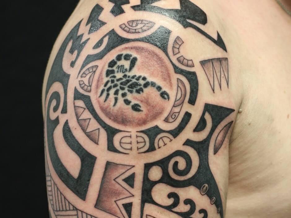 tattoo maoiri bovenarm