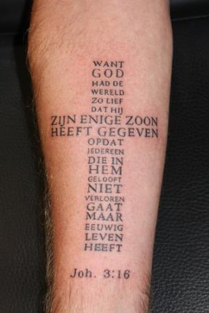 tattoo kruis tekst